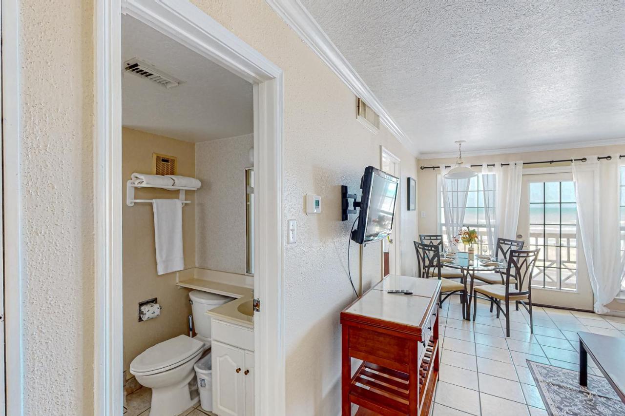 Beachfront Haven Galveston Exterior photo