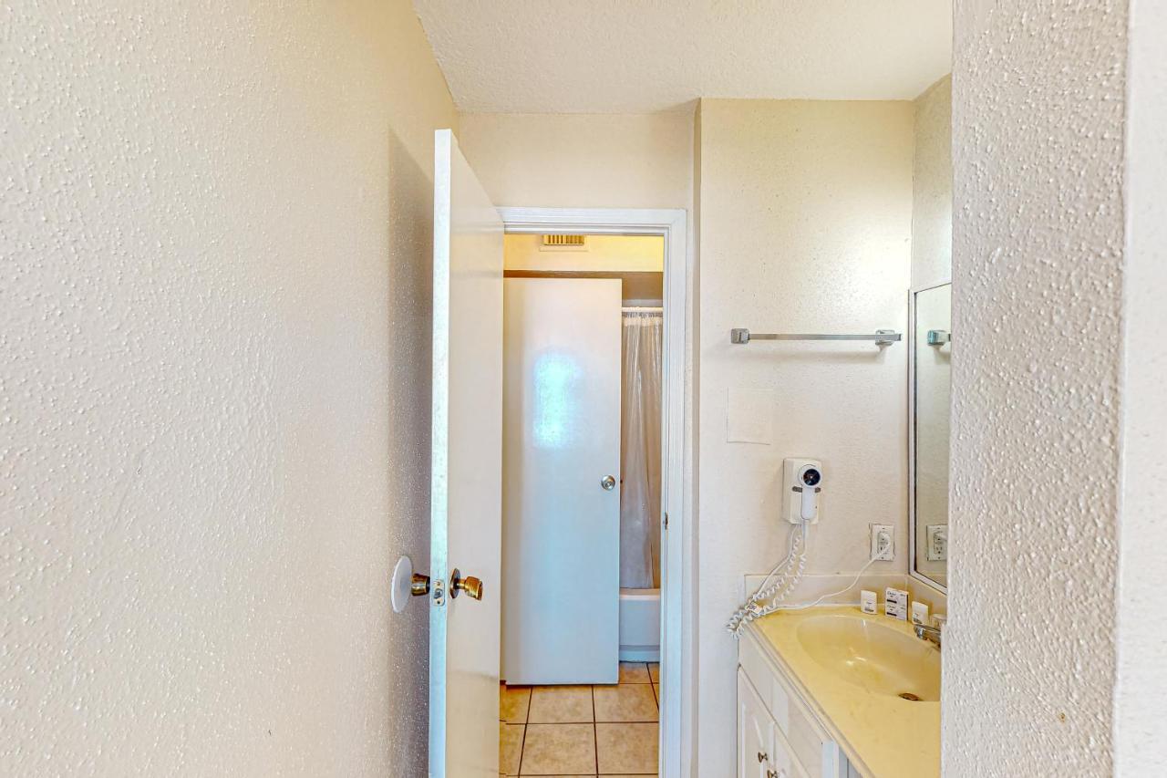 Beachfront Haven Galveston Exterior photo